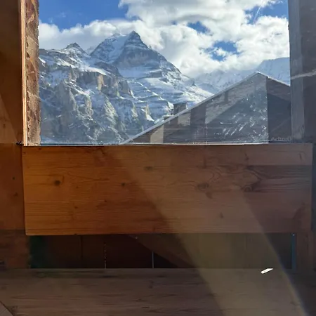 Renovated Traditional In Car-free * Mürren